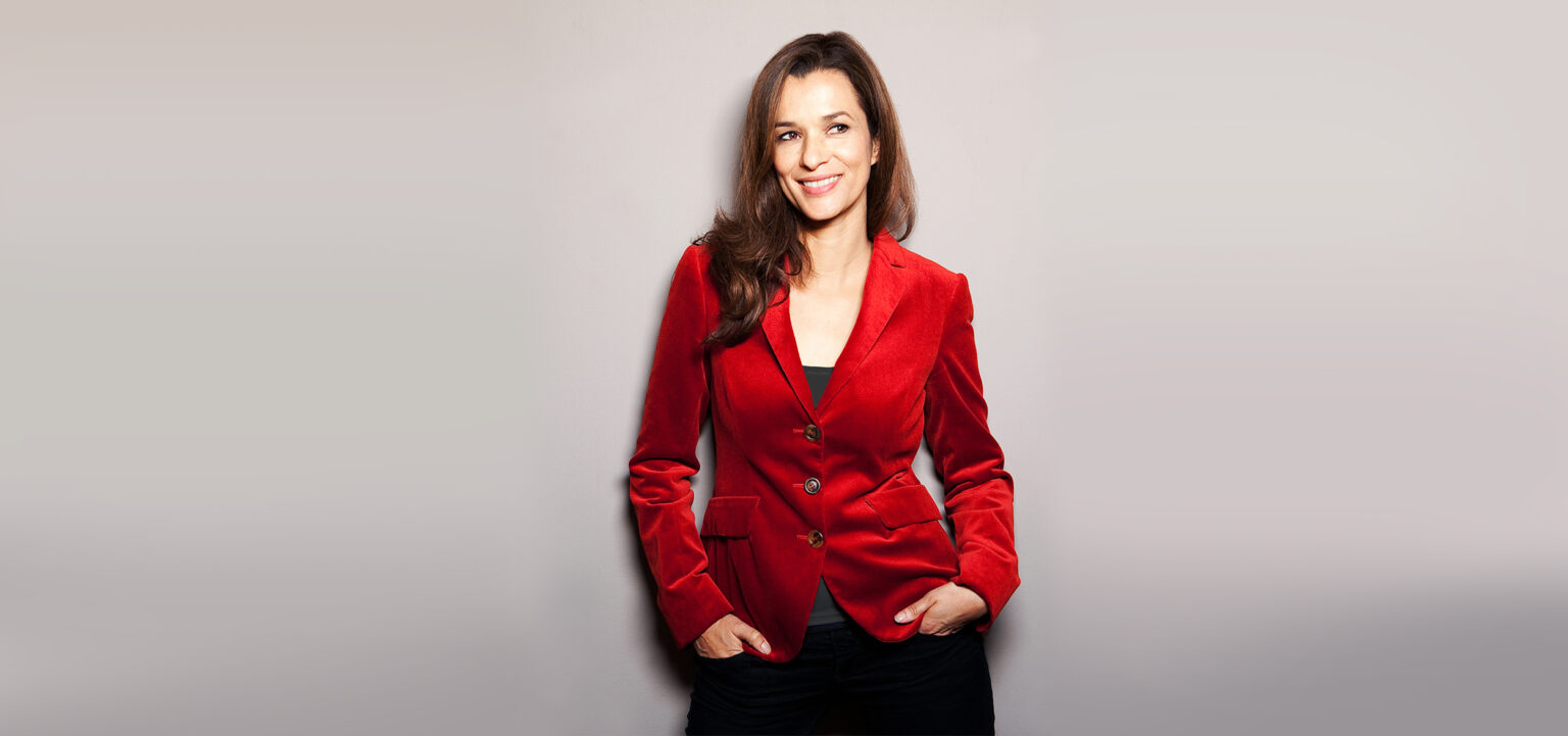 Julia Niharika Sen Ehemann